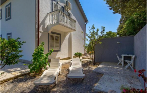 Nice Apartment In Rab With Wifi